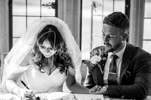 The wedding of Lydia & Joe Hall 110419