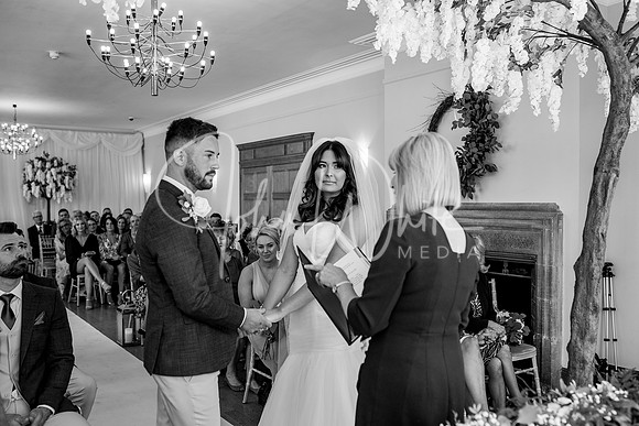 The wedding of Lydia & Joe Hall 110419